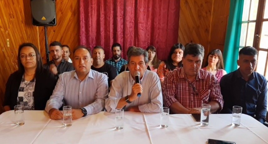 Luis Orquera presentó la lista en busca de la reelección como intendente de General Lamadrid