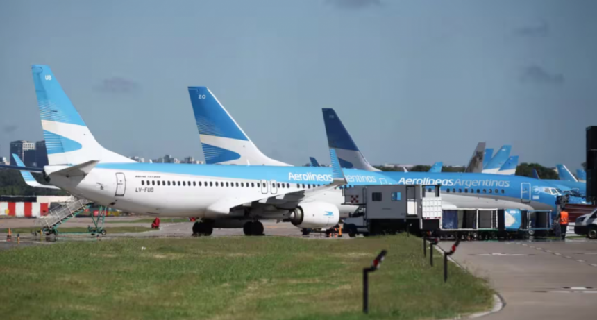 Levantaron el paro aeronáutico 