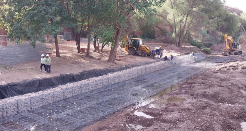 San Blas de los Sauces: Avanza la obra de captación de agua 