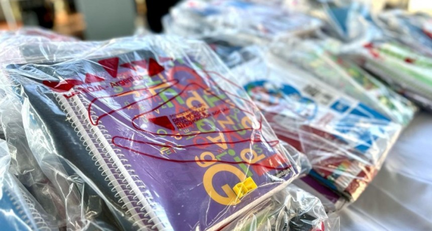 Comenzó la entrega de Kits Escolares