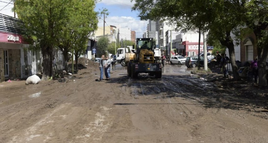Bahía Blanca: Ya son 15 las víctimas fatales por el temporal y sigue la búsqueda de desaparecidos