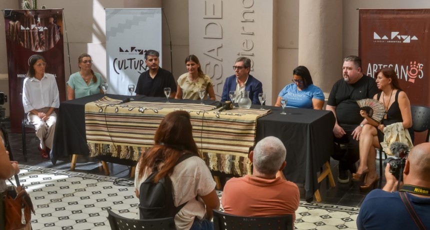 Se realiza en Villa Castelli el Encuentro Provincial de Artesanos y Artesanas 