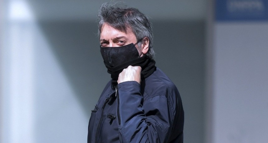 Máximo Kirchner aislado por contacto con Alberto Fernández