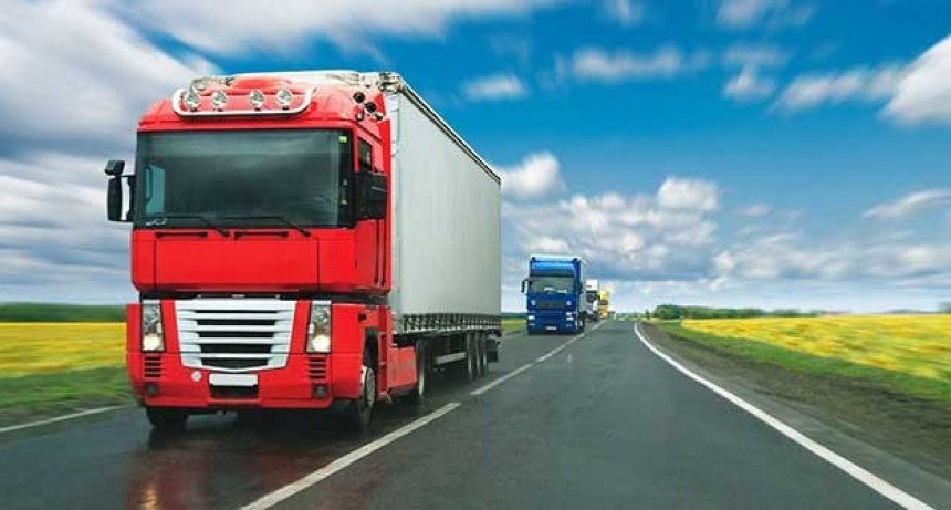 Gobierno da a conocer medidas para transportistas