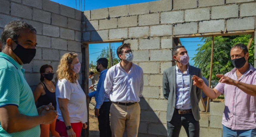 Plan Angelelli: notable avance de las primeras viviendas construidas en asentamientos