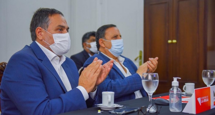 Riojanos podrán acceder a créditos para refaccionar y construir su hogar