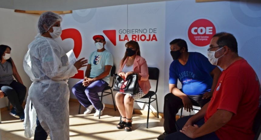 Continúa el plan de vacunación a los docentes de toda la provincia