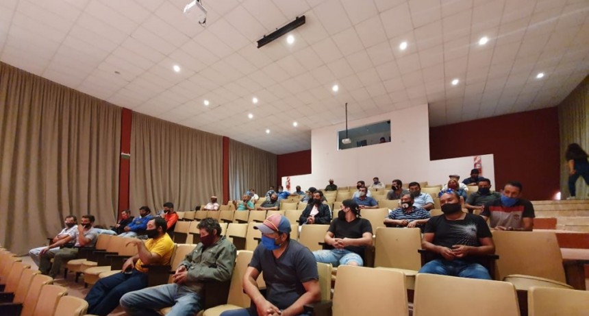 Ambiente realiza reempadronamiento de pobladores que realicen uso comercial de productos madereros