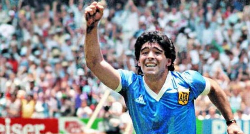 Subastarán la camiseta de Maradona contra Inglaterra de 1986