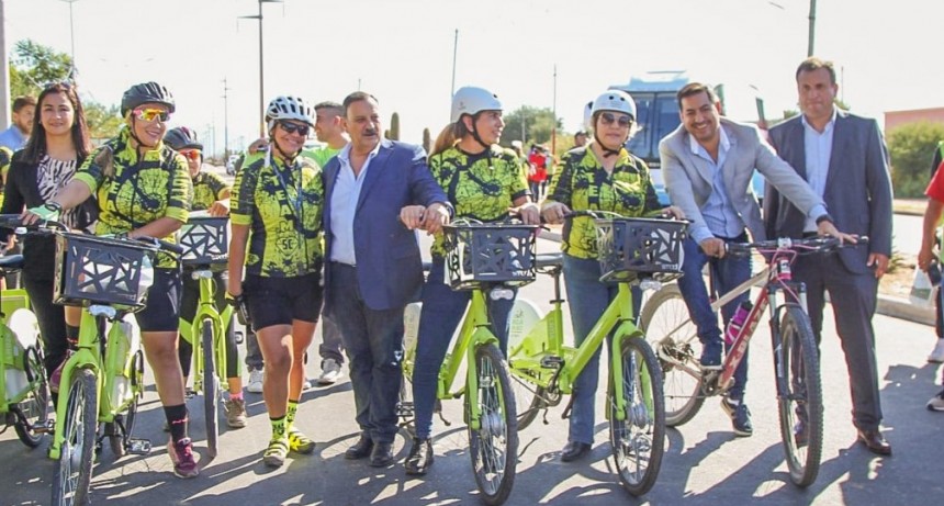 Quintela puso en marcha el nuevo servicio de transporte no motorizado Rioja en Bici 