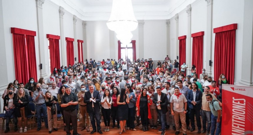 El Gobierno Provincial lanzó el programa “Anfitriones” para asistir a la comunidad y al visitante 