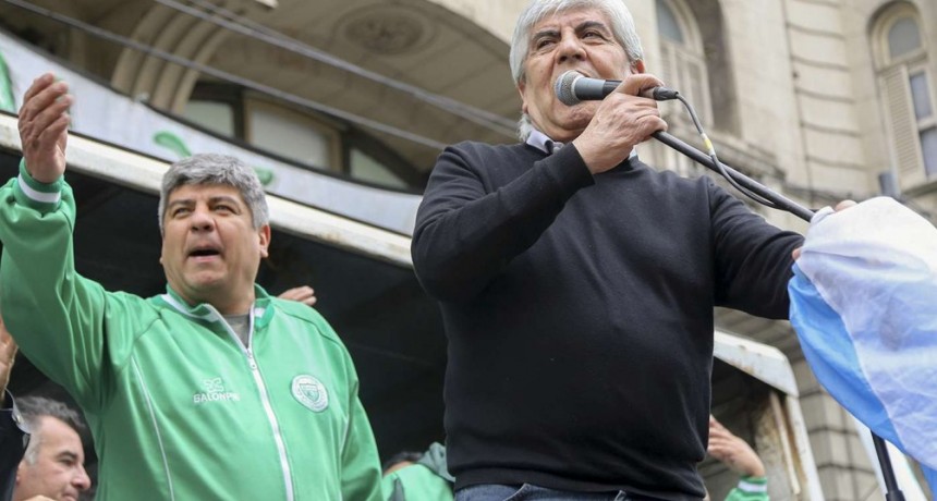 Paritarias: Moyano pide suma fija de $20 mil