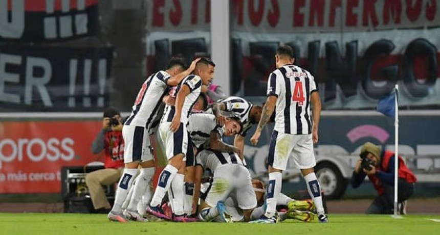 River no pudo con Talleres en Córdoba