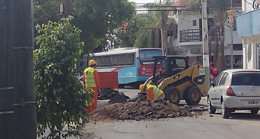 Infraestructura avanza con las tareas del Plan de Renovación Urbana para mejorar el microcentro 