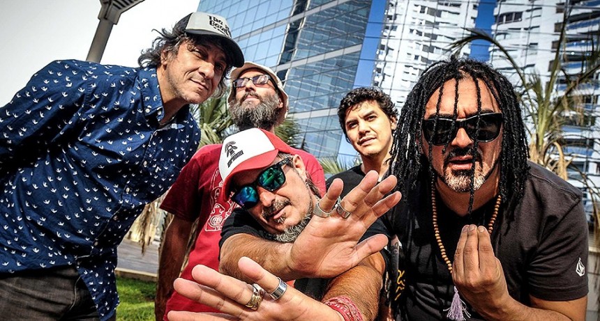 Kapanga festeja 25 años de su primer disco y anuncia gira por todo el país