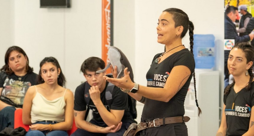 Se realizó el taller “Voces que expanden el cambio” para inculcar en las juventudes nuevos conceptos sobre el cuidado y regeneración del ambiente