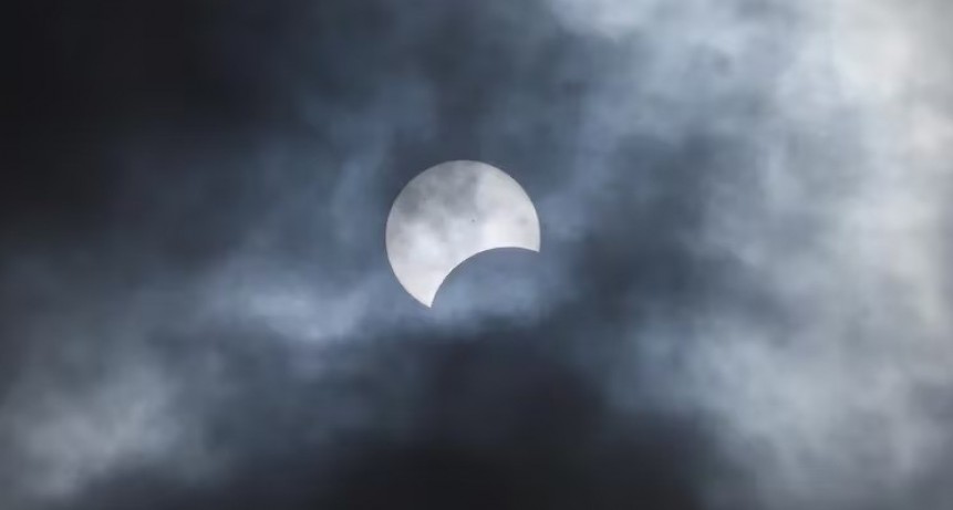 Los ojos del mundo siguieron de cerca el eclipse solar