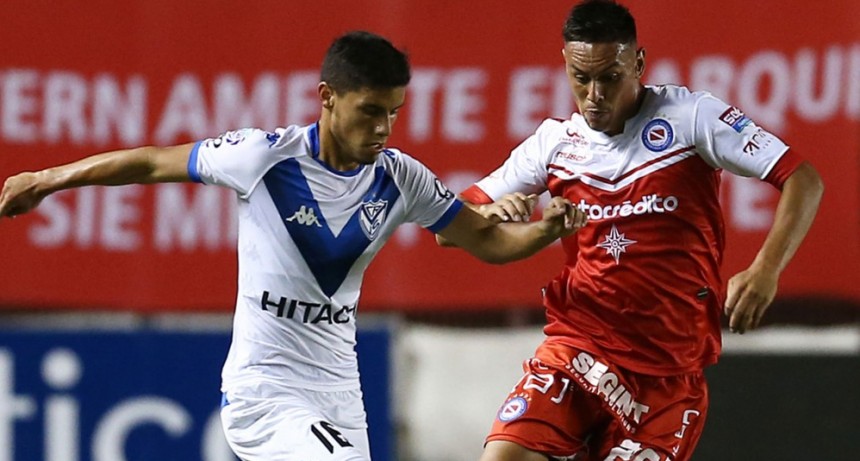 Copa de la Liga: Argentinos Juniors y Vélez se enfrentan por un lugar en la final 