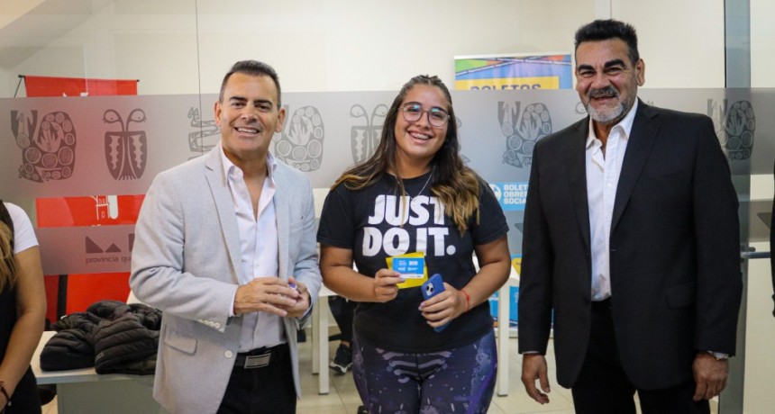 En Cordoba estudiantes riojanos acceden al BEC