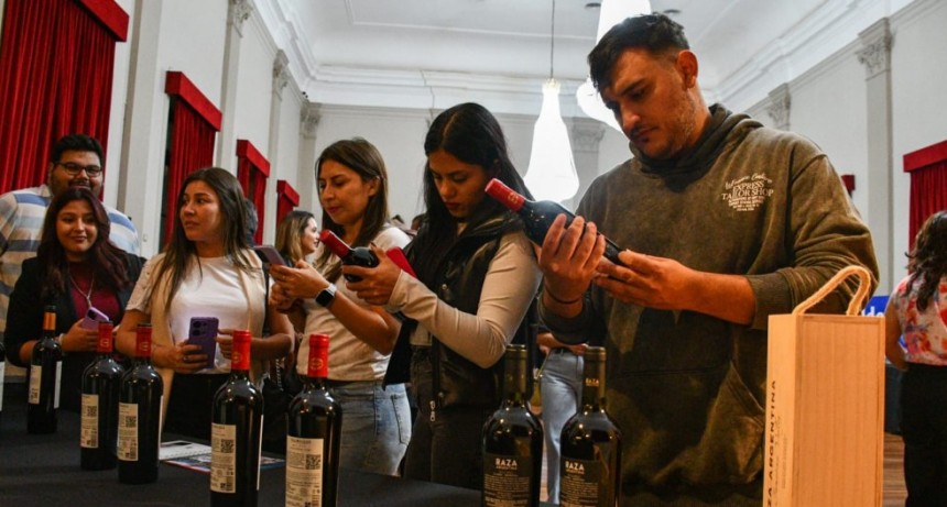   La Ruta del Vino Riojano despertó gran interés durante el finde xxl
