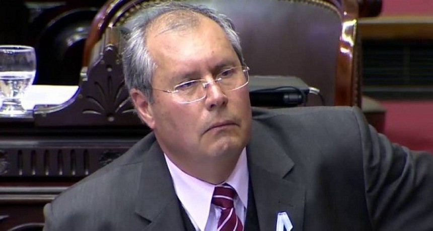 Murió Héctor Olivares