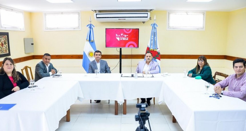 Quintela: “La educación es lo que nos va a garantizar ser un pueblo pujante, creciente y desarrollado”