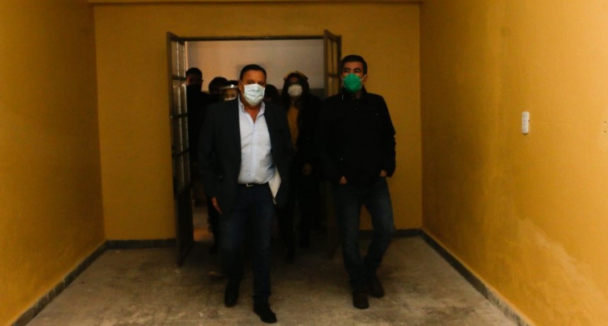  Quintela visitó la obra del albergue Nueva Vida 