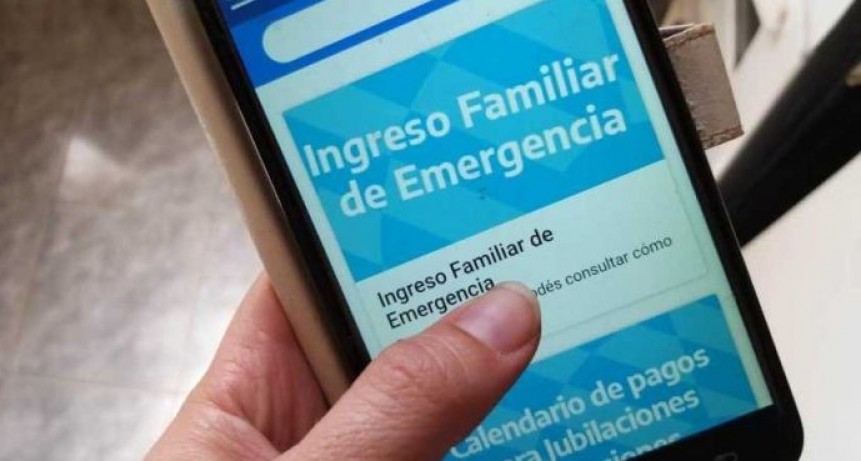 Guzmán confirmó que se volverá a pagar el Ingreso Familiar de Emergencia