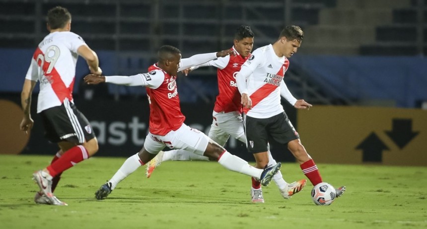  Copa Libertadores: River empató con Independiente Santa Fe de Colombia en Paraguay