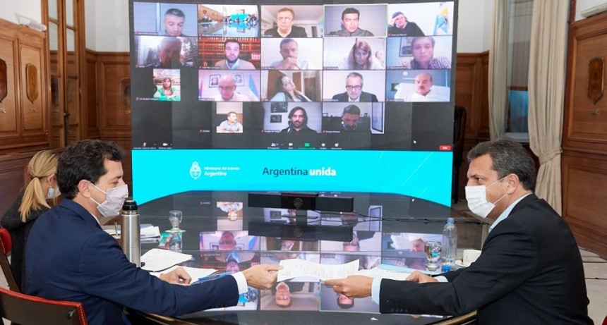 El Gobierno y la oposición acordaron postergar las elecciones cinco semanas