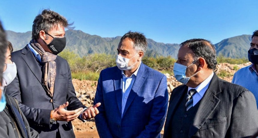Quintela destacó el avance de la construcción de viviendas y lotes con servicios