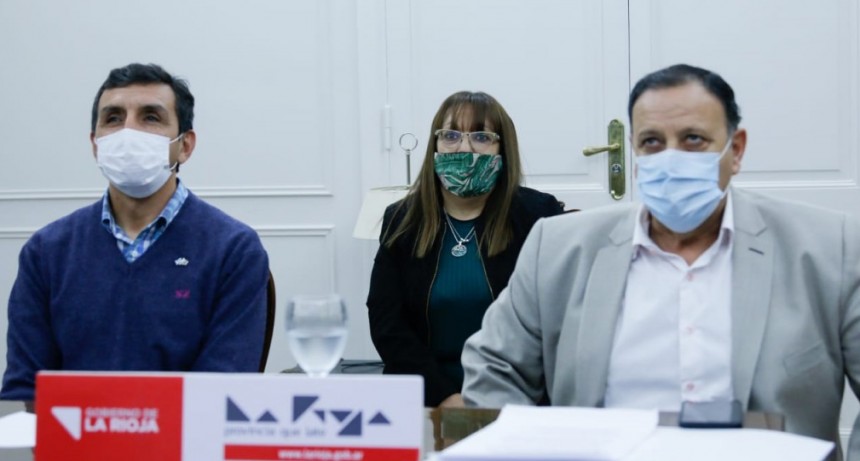  Quintela participó de la Cátedra abierta Monseñor Angelelli 