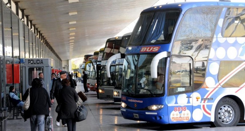 La UTA alcanzó un acuerdo paritario para los trabajadores de larga distancia