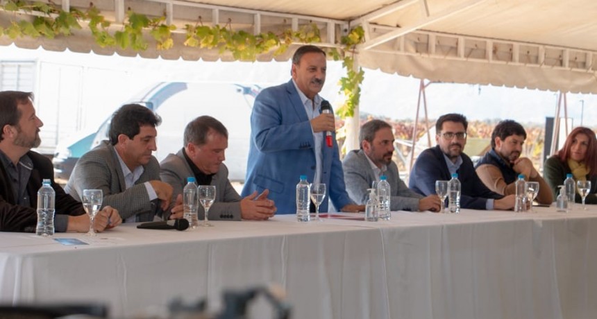 Quintela encabezó la presentación de la Ruta del Torrontés Riojano