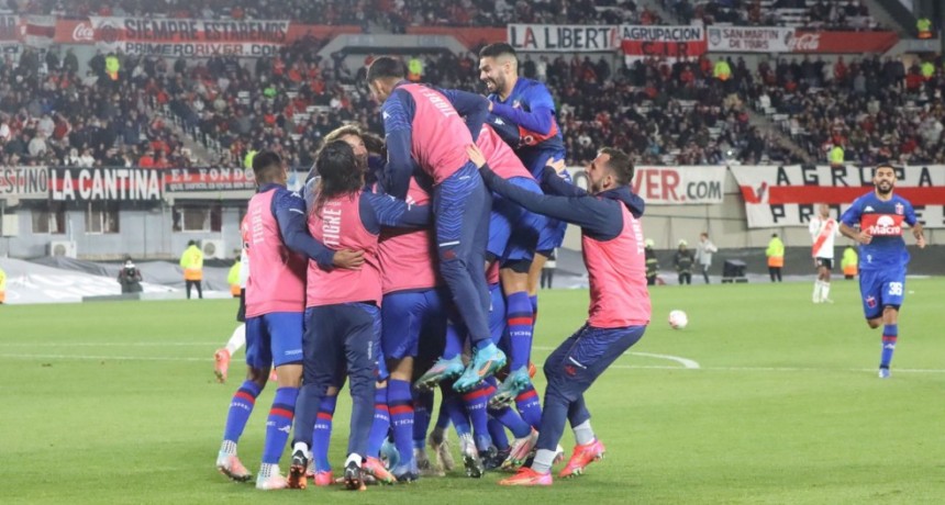 Tigre dio el golpe en el Monumental y avanzó a semifinales, eliminando a River Plate