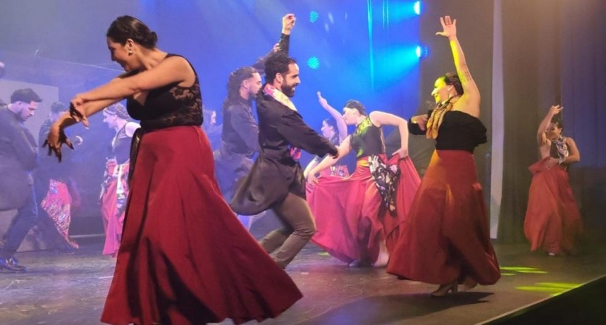 La Noche de Gala volvió a reunir a riojanos y riojanas en el Teatro de la Ciudad