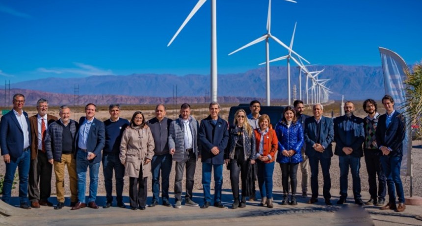 Senadores conocieron y destacaron el modelo de desarrollo productivo local