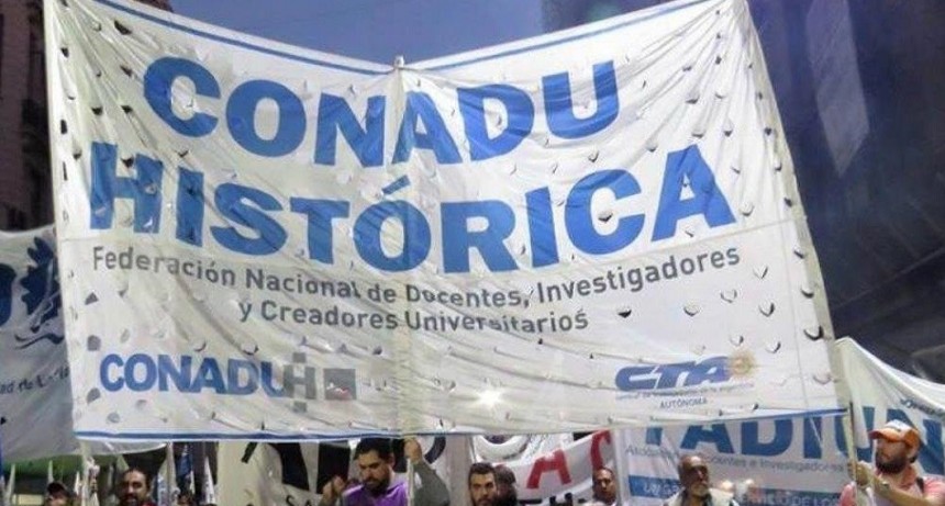 Docentes universitarios paran esta semana en busca de mejoras salariales