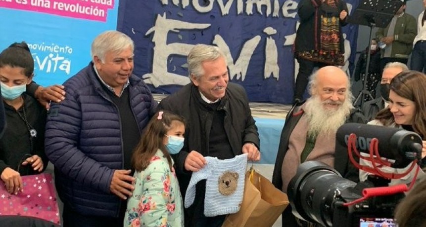 Fernández compartió un locro con trabajadores y brego por la unidad de todos y todas