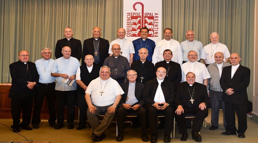 La Iglesia presentó un documento con 10 puntos básicos para la construcción de un consenso político