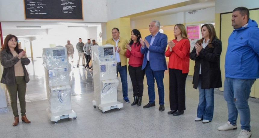El Hospital de Villa Unión recibió moderno equipamiento para el servicio de hemodiálisis