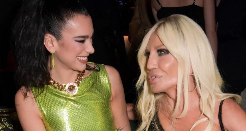 Donatella Versace y Dua Lipa presentarán una colección en Cannes