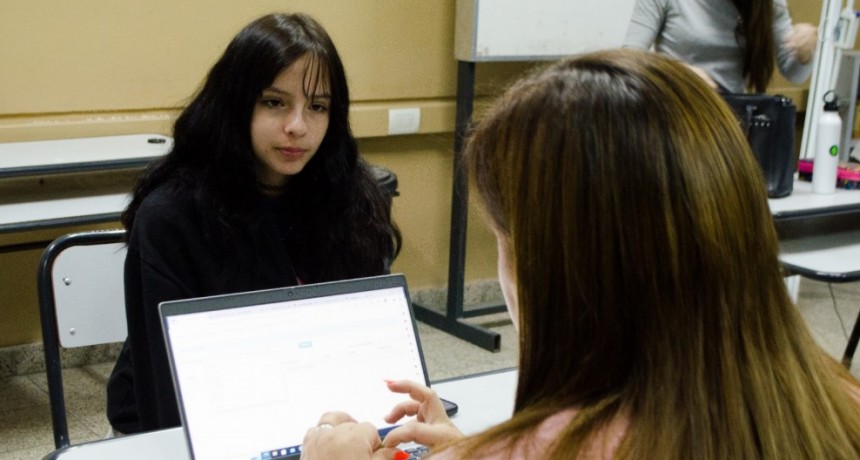 Casi 10 mil estudiantes del sistema obligatorio se inscribieron para las Becas Progresar 