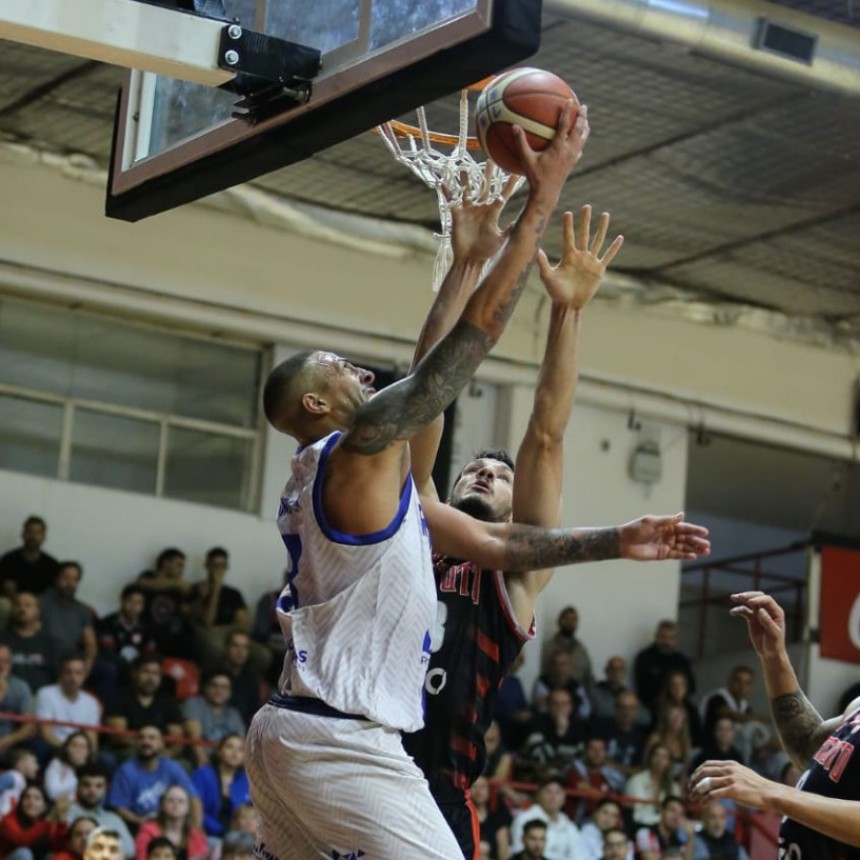  Liga Nacional: Riachuelo no pudo con Instituto