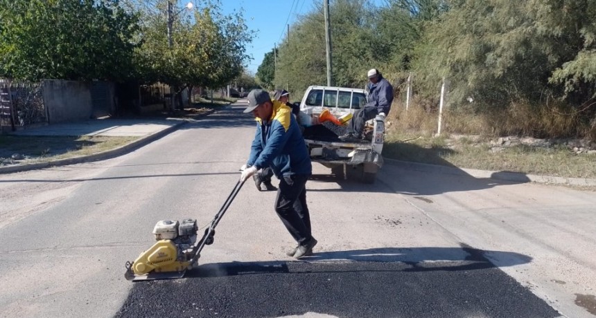 El Municipio continúa con la reparación de calles