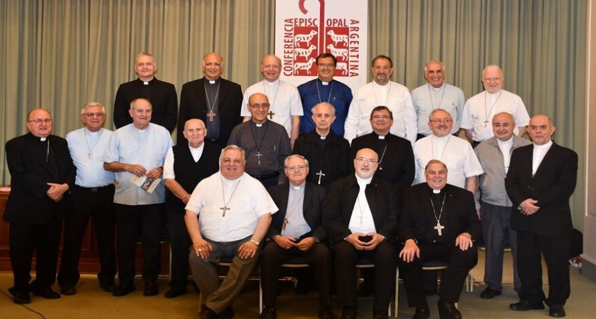 La Iglesia presentó un documento con 10 puntos básicos para la construcción de un consenso político