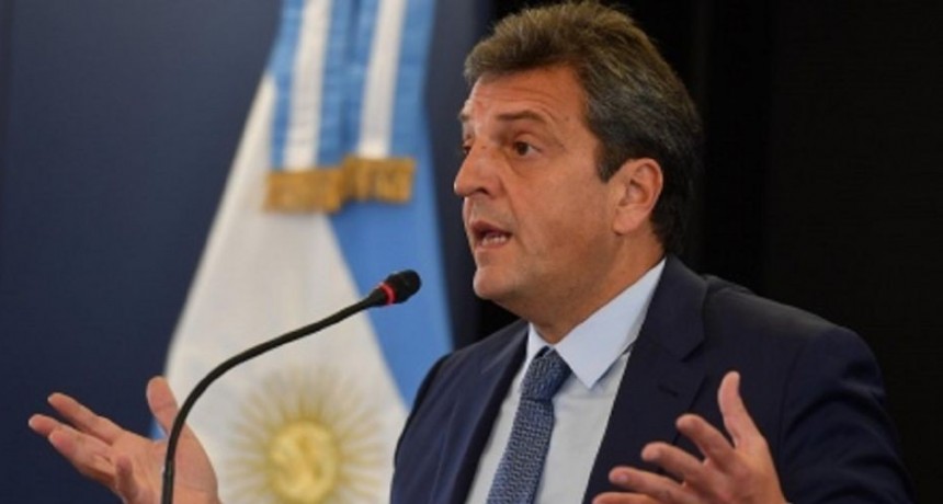 Massa anunció que los nuevos límites de las tarjetas de crédito aumentarán 30% la capacidad de compra