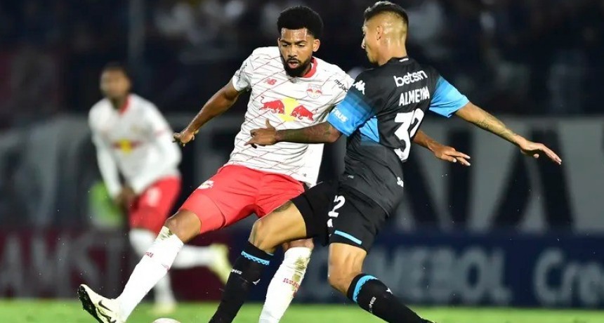 Copa Sudamericana: Racing cayó 2-1 frente a Bragantino en Brasil 