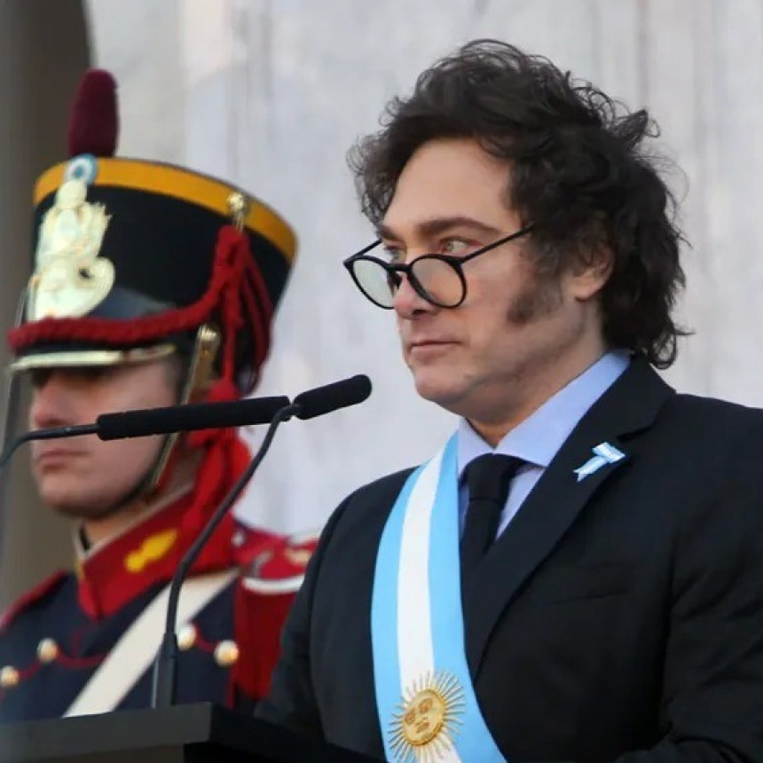  Acto por el 25 de Mayo: Milei volvió a convocar al Pacto de Mayo, anunció la creación de un consejo especial y prometió bajar impuestos