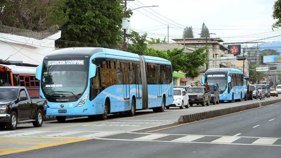 Detienen a empresarios del transporte de El Salvador 
